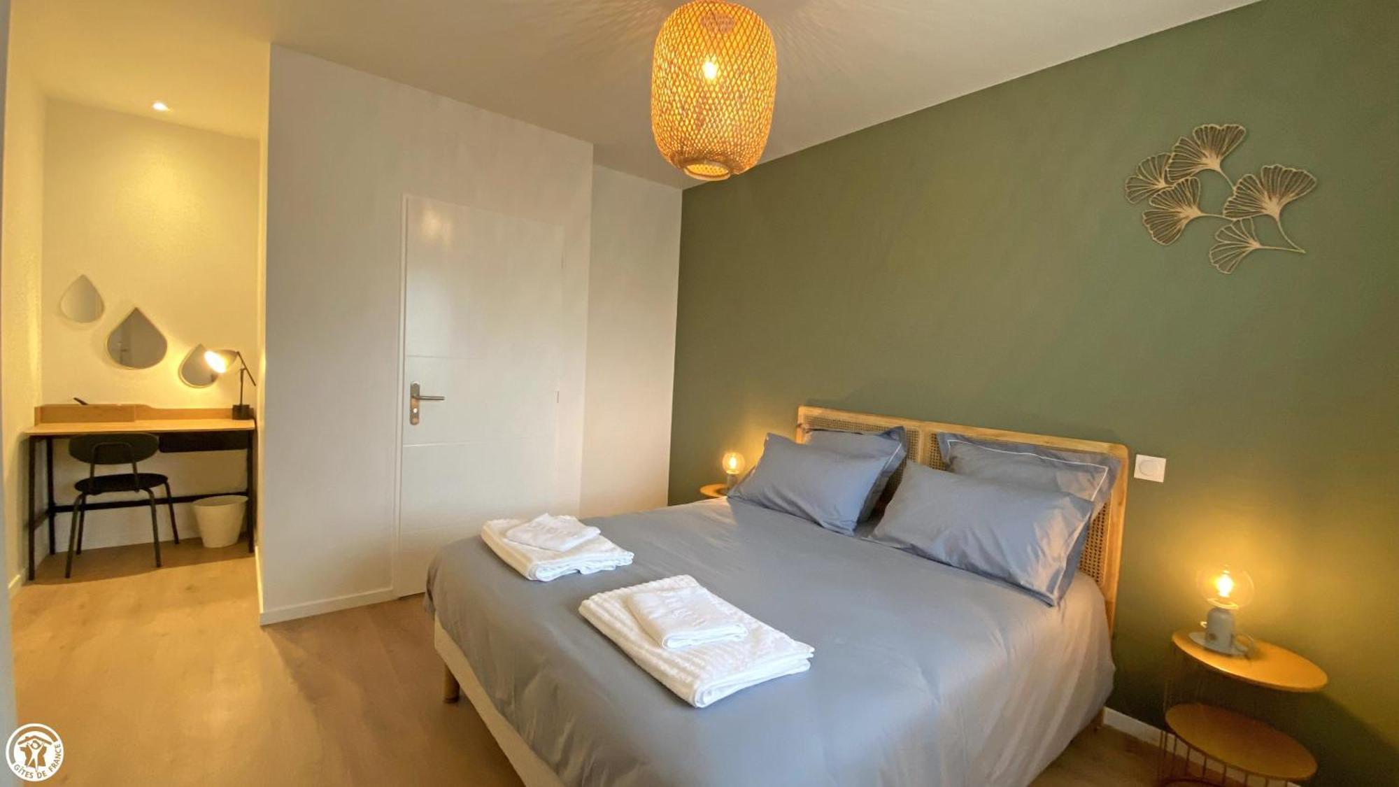 Breakislebed 3 Maisons Chu Limoges Isle Exterior foto