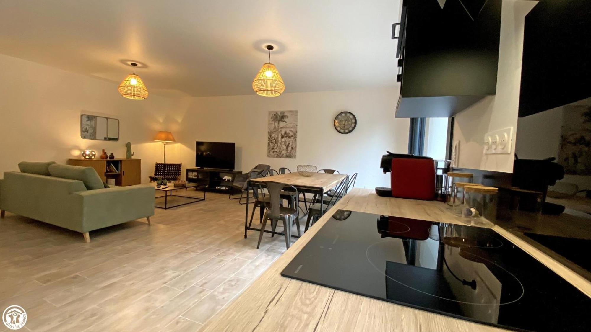 Breakislebed 3 Maisons Chu Limoges Isle Exterior foto